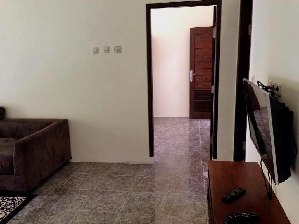 Shu Villa Lombok Kuta  Экстерьер фото